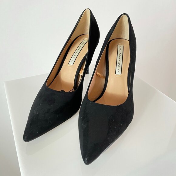 Feminine | NWT! 2.5” Zara Black Classic Pump | Wardrobe Staple | Kitten Heel 41 - Picture 3 of 14